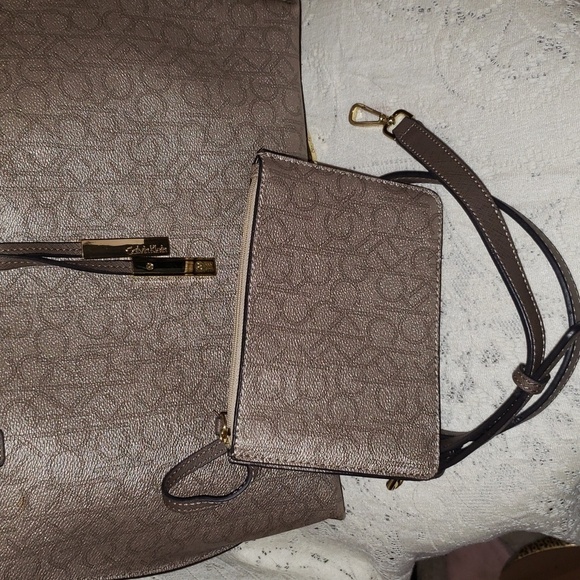 Calvin Klein large tote with detachable shoulder strap - Picture 6 of 10